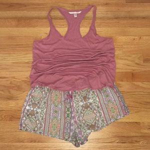 NEW WITHOUT TAGS Victoria’s Secret pajama set